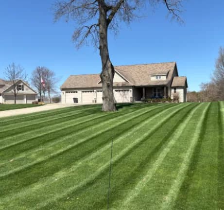 Lawn mowing — stripe pattern
